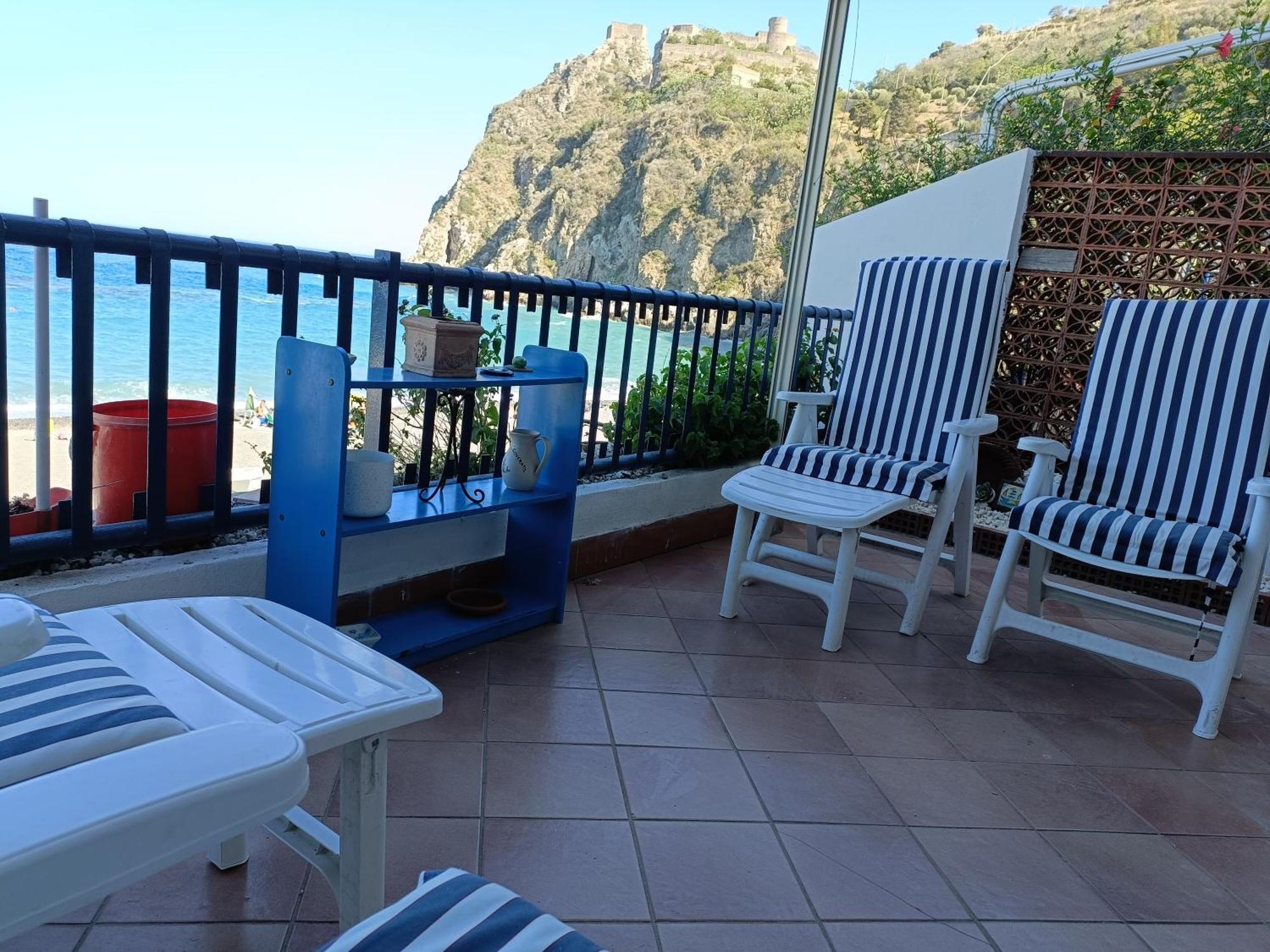 Casa Vacanze Margarita SantʼAlessio Siculo 外观 照片