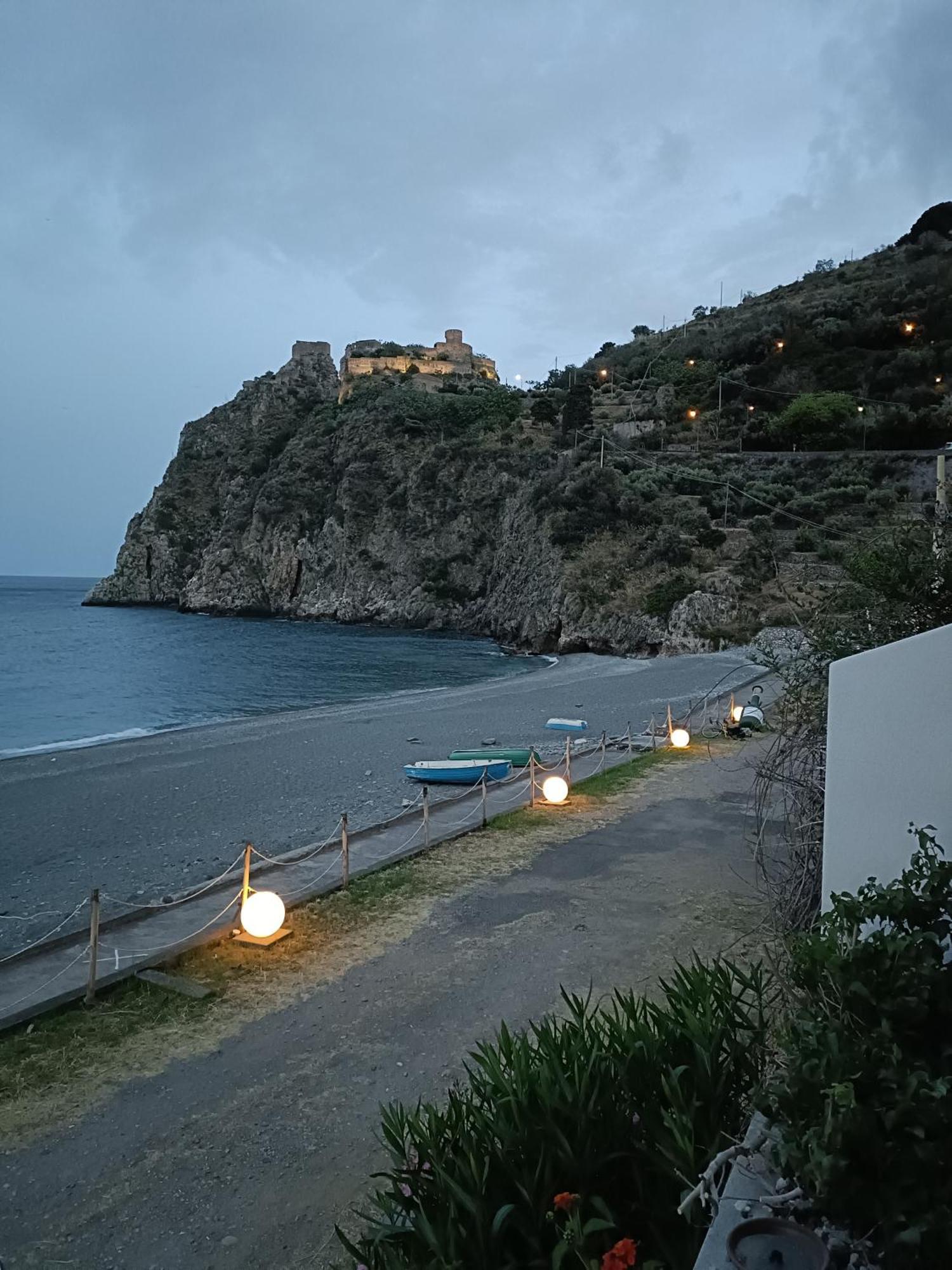 Casa Vacanze Margarita SantʼAlessio Siculo 外观 照片